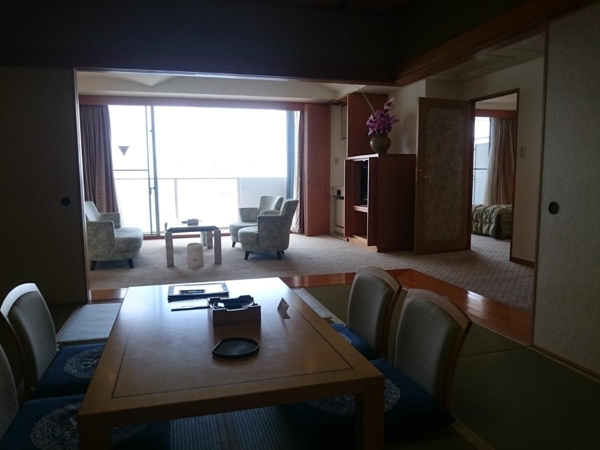 The Gran Resort Elegante Awajishima Eksteriør billede