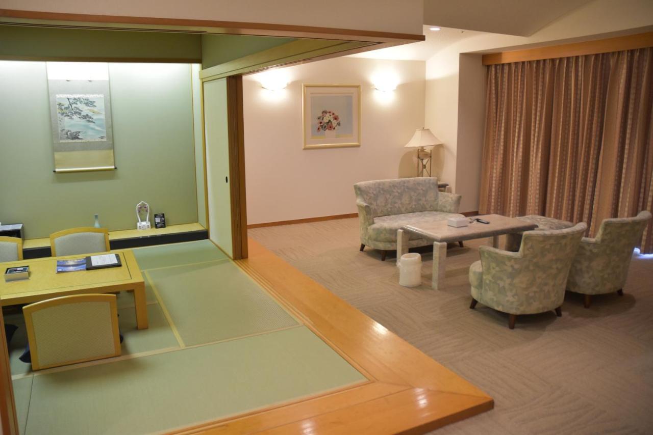 The Gran Resort Elegante Awajishima Eksteriør billede