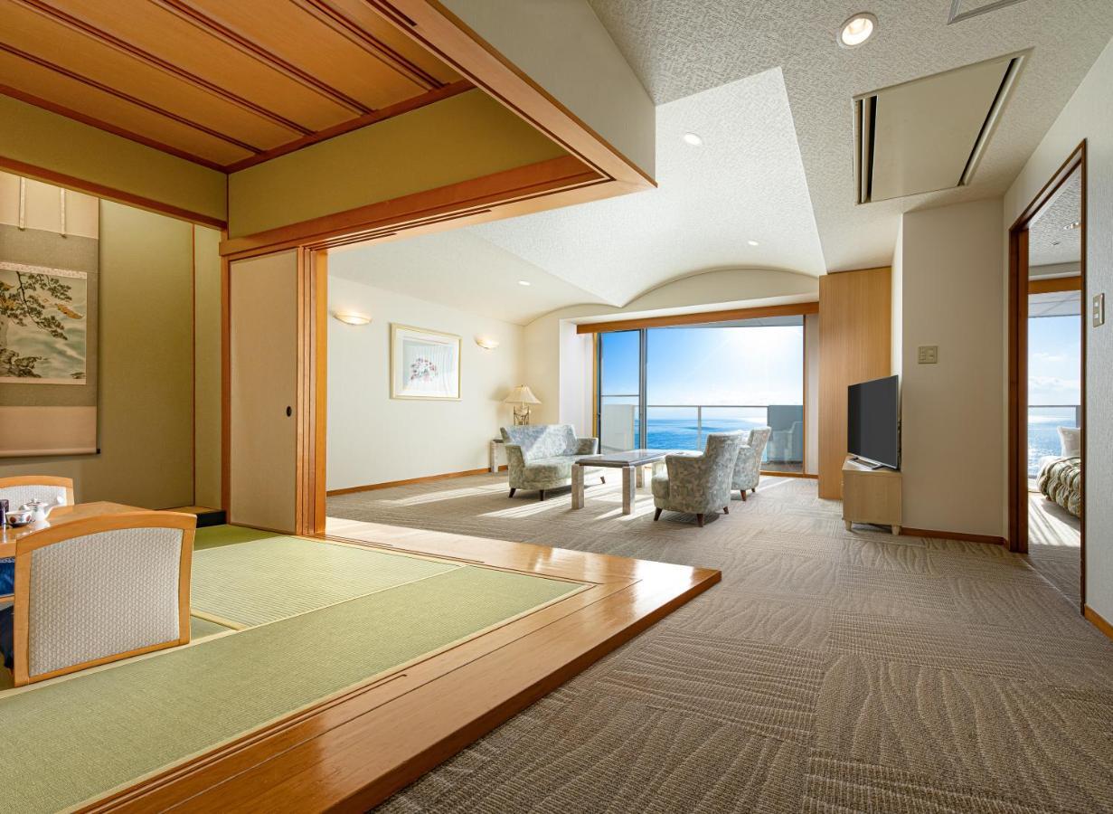 The Gran Resort Elegante Awajishima Eksteriør billede