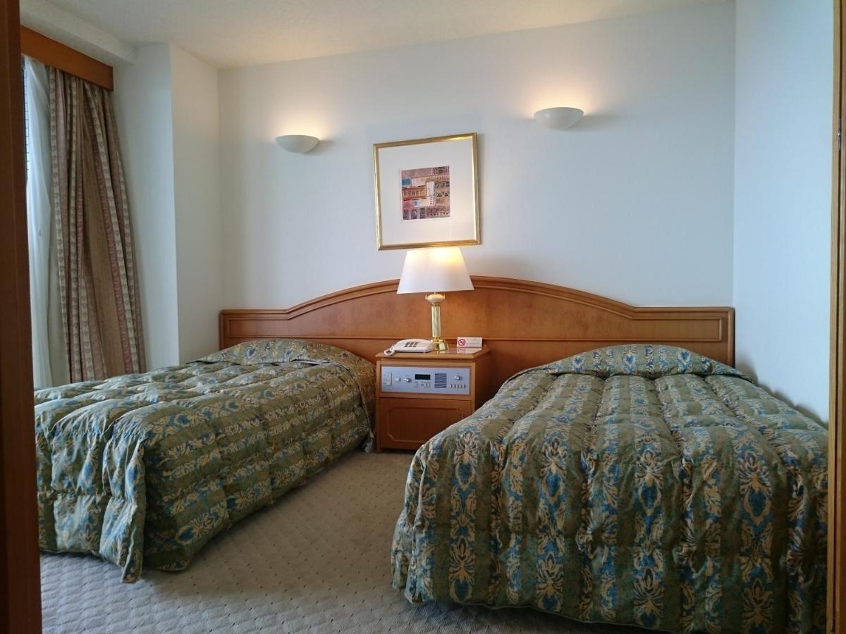 The Gran Resort Elegante Awajishima Eksteriør billede